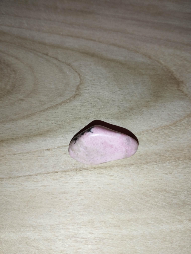 Rhodonite pierre roulée 