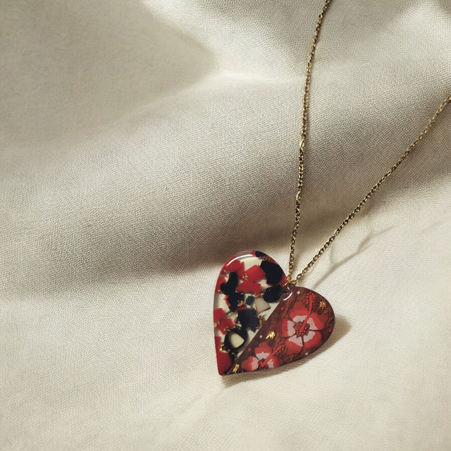 Collier dessiné Flora acier inoxydable rouge noir bi matière