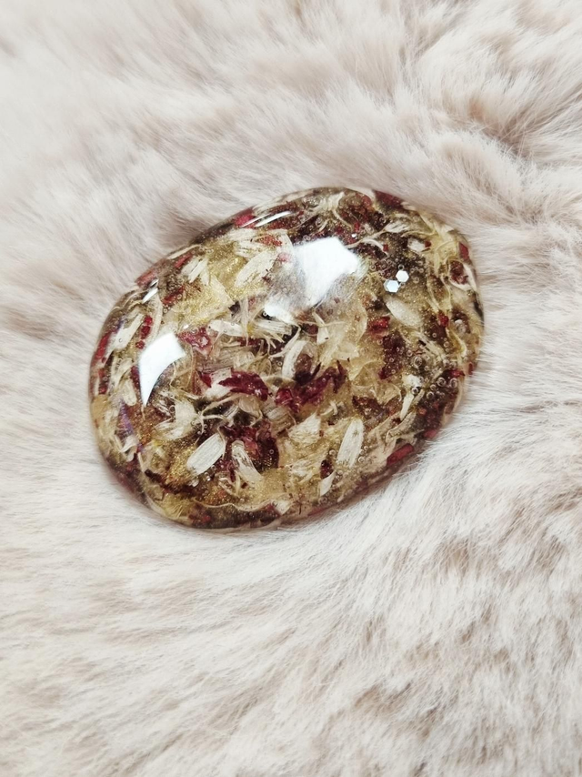 Amour de soi - Worry Stone #36