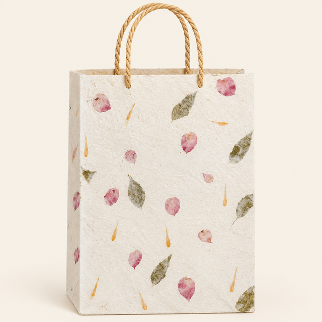 Grand sac en papier Antemoro de Madagascar