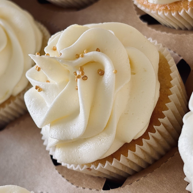 Vegan Vanilla Cupcake