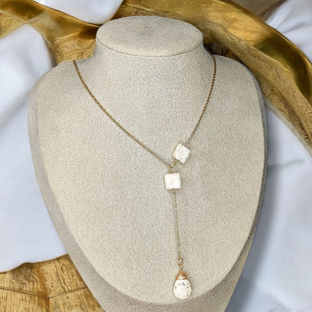 Collier ERBINA - Howlite blanche