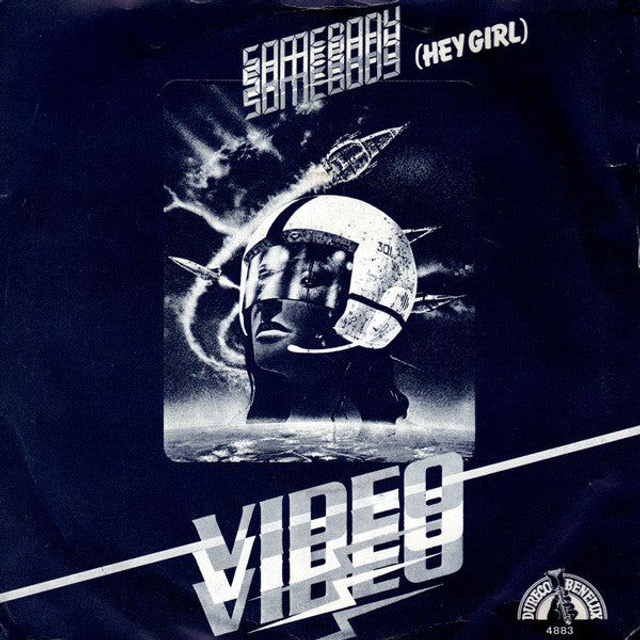 Video - Somebody (Hey Girl)