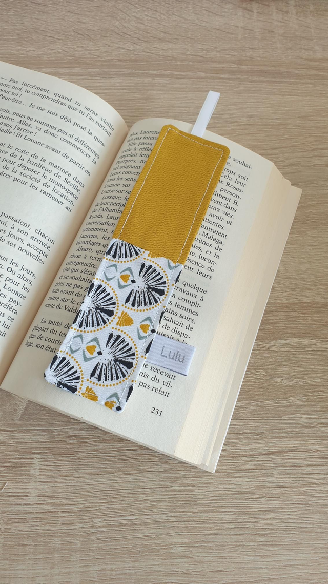 Marque pages A PERSONNALISER gris moutarde