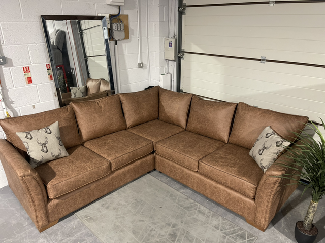Monica 5 seater corner £899 