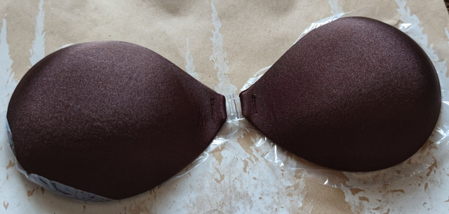 Soutien-gorge Bonnet C adhésif push-up 