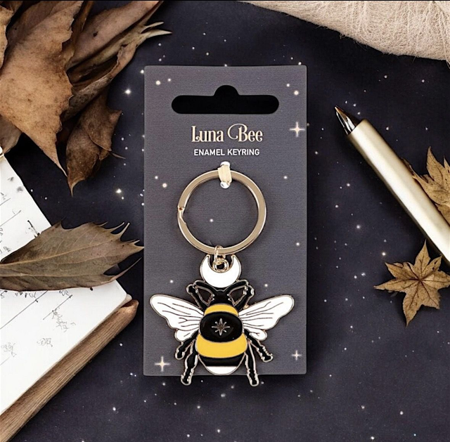 Luna bee key ring