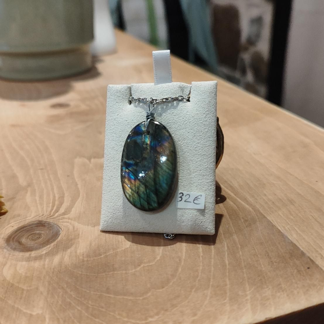 Labradorite Arc-en-ciel - Madagascar