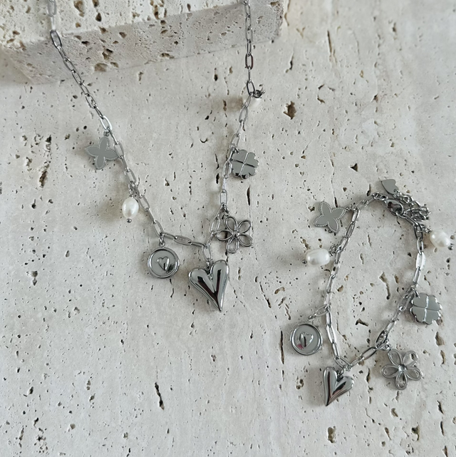 Armband hartjes/bloemetjes 