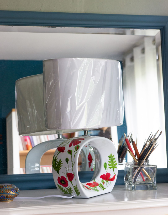 Lampe à poser en céramique peinte à la main - Coquelicots Rouge Passion, idéal pour salon, entrée, bureau