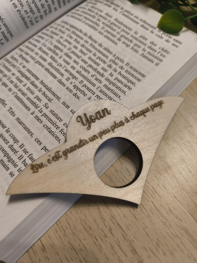 Compagnon de lecture ergonomique en bois personnalisé 📚