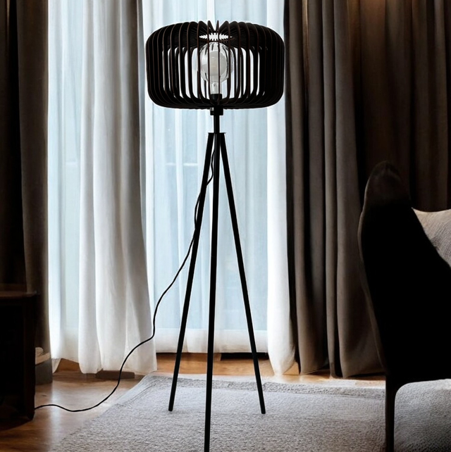 Dark Neve Shade with Tripod