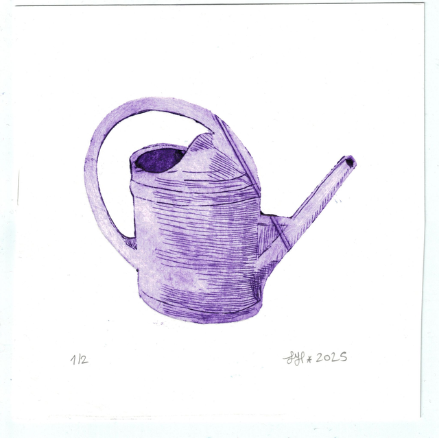 Arrosoir violet