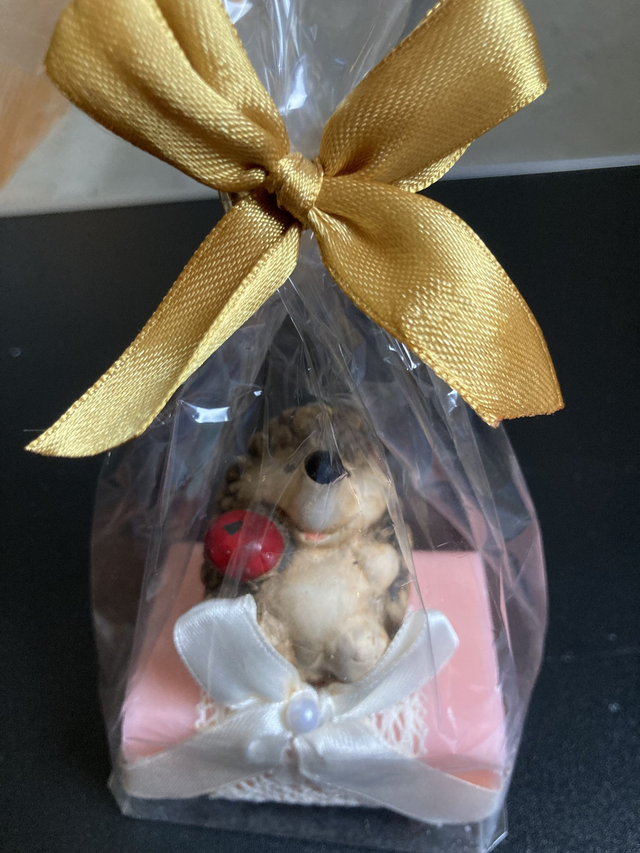 Schafmilchseife rosa mit Igal Figur