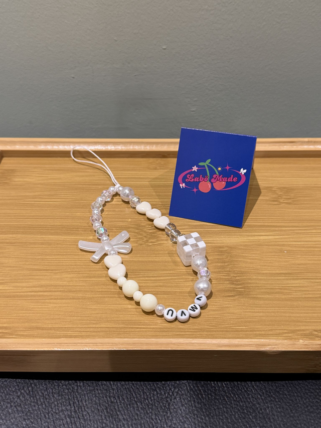 Creamy Pearl & Bow Letter Strap 