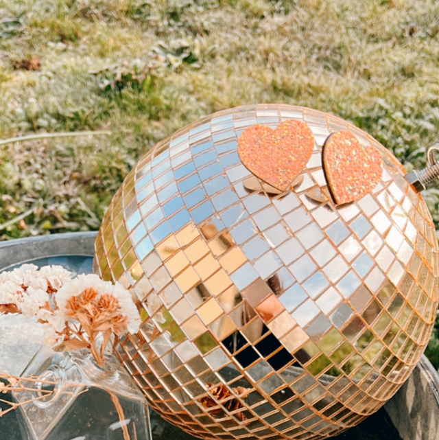 Boucles d’oreilles cœur saumon 