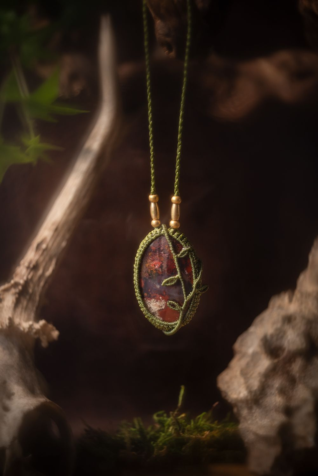 Prava - Collier avec Agate mousse