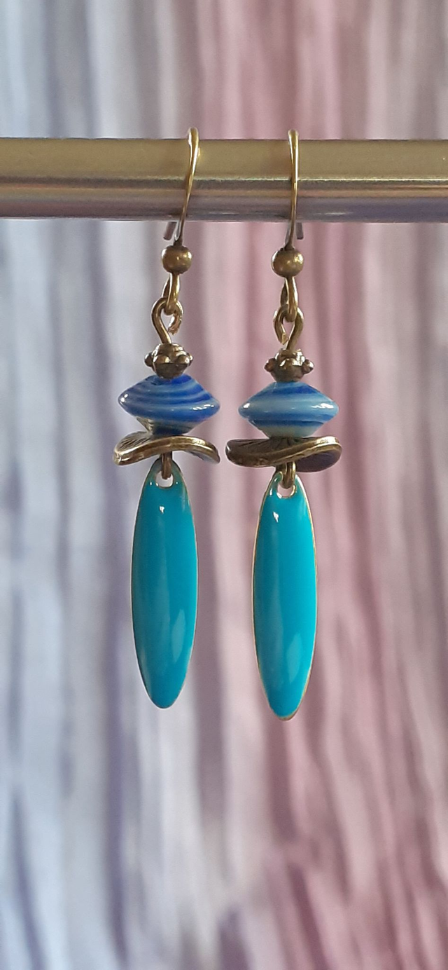 Huso Petites Boucles d'oreilles pendantes, bleu azur