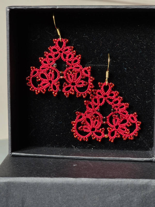 Boucles d'oreille en dentelle Samira - avec perles en verre et perles fines