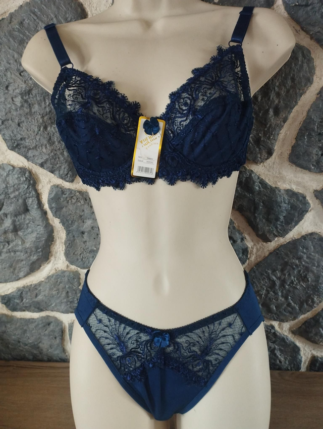 Ensemble bonnet C sans rembourrage avec armatures bleu marine