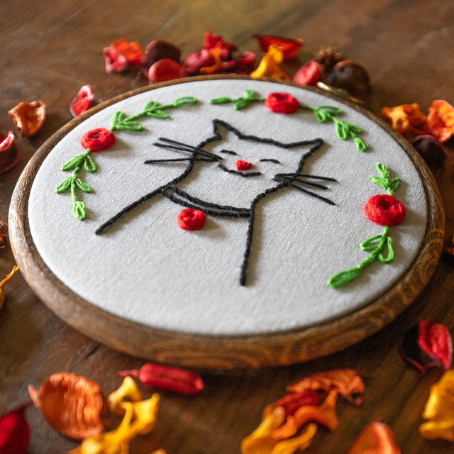 Broderie - Le chat heureux -