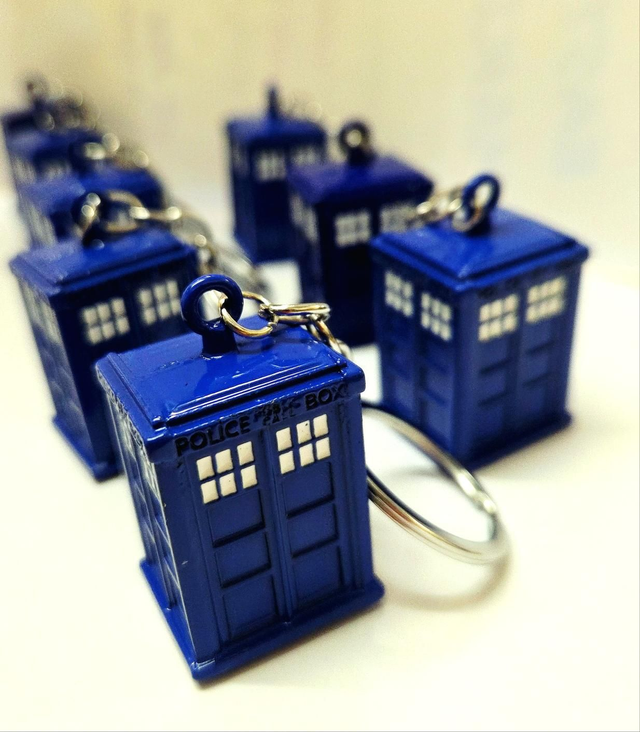 TARDIS metal Keyring (4.5x2.4cm) 