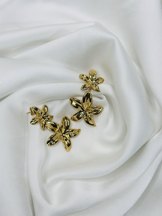 10-Boucles d&#039;oreilles pendantes fleur 