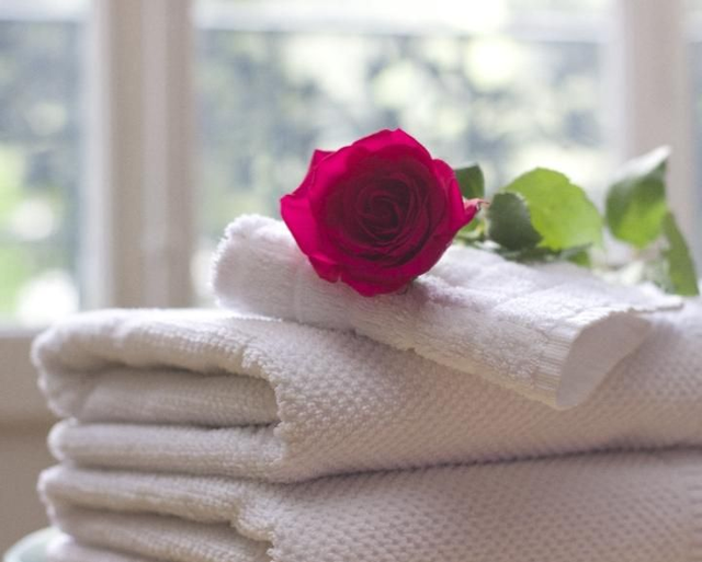 Relaxing Back, Neck &amp; Shoulders Massage - 45 mim