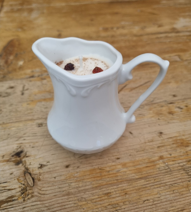 Kerze im Milchkännchen - Unikat
