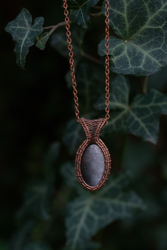 Collier portail, obsidienne dorée