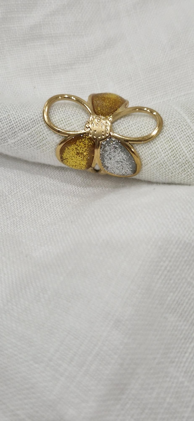 Bague fleur paillettes dorée