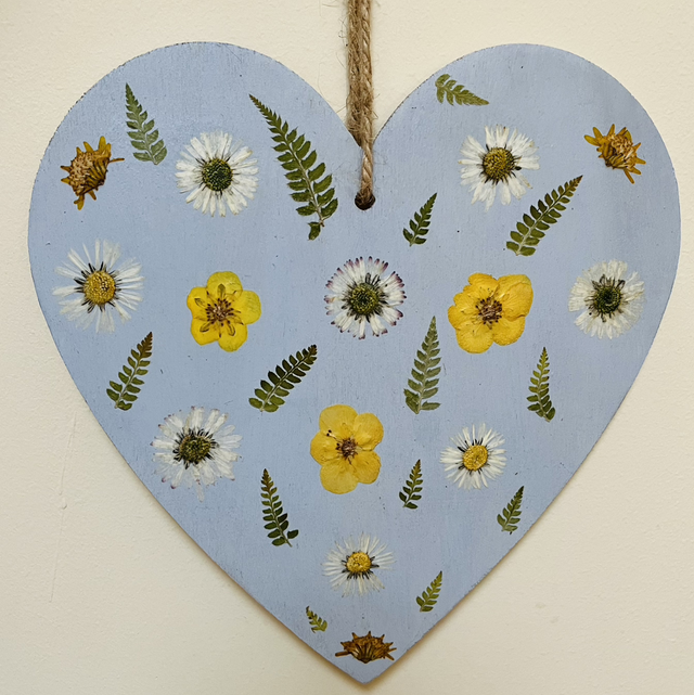 A Heart of Flowers and Leaves 2