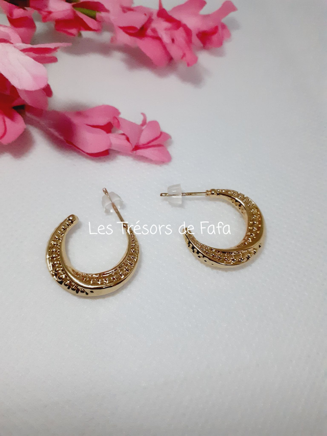 Boucles d'oreilles créoles ouvertes 