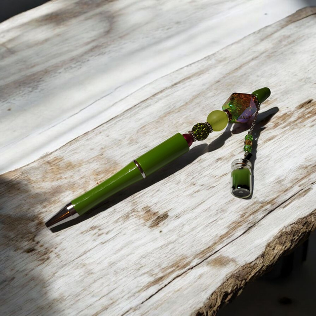 Stylo perles vert kaki