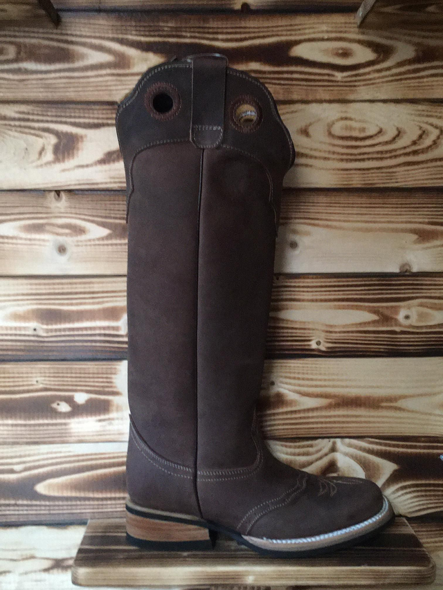 Bull´s Eye Square toe Extra high shaft Brown