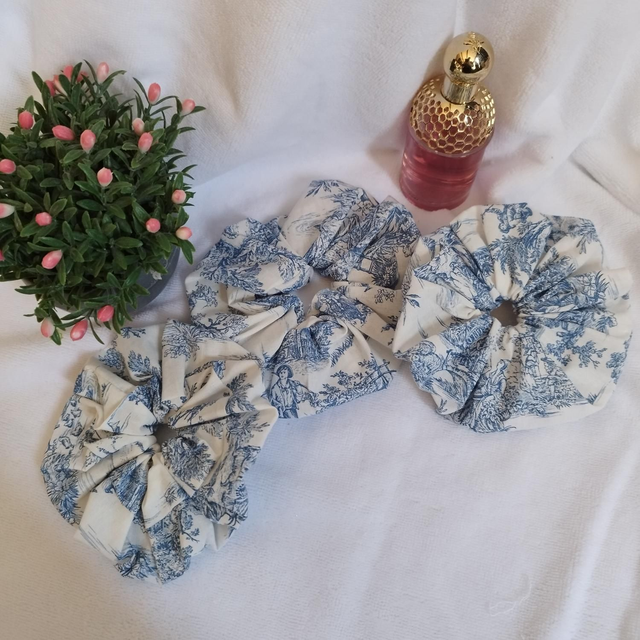 Chouchou Jouy bleue adulte 