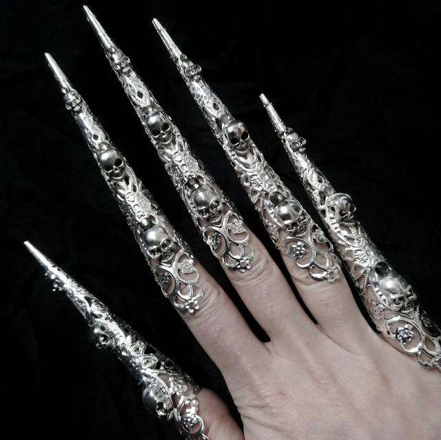 Necromancer nail claws 