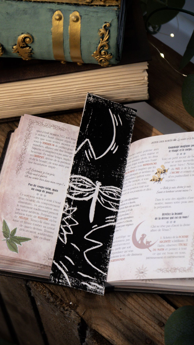 Marque page libellule [linogravure] 