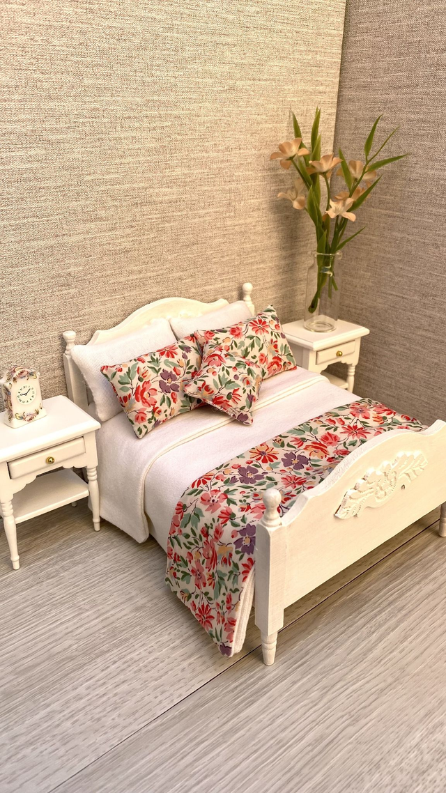 1:12 Vintage Liberty Print Floral Miniature Bed Set