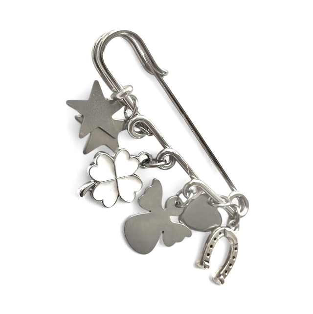 BROCHE tapis de selle argentée et ses 3 CHARMS bonnet 