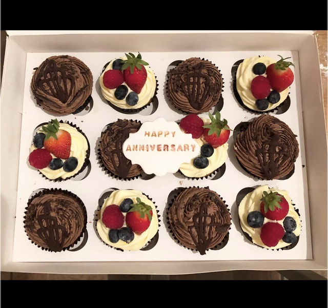 Summer fruit cupcakes