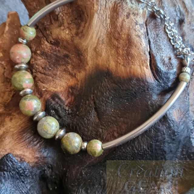 Jumelle Elegante Unakite