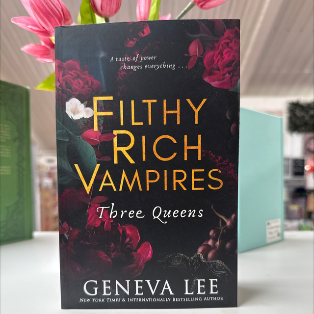 Filthy rich vampire three queens 