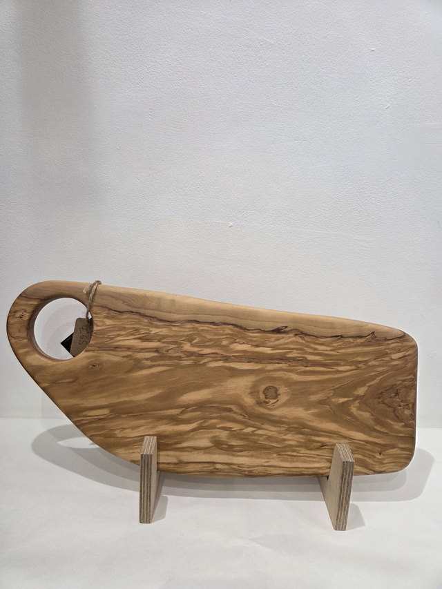 Large Plain Italian Olivewood Wooden Chopping Board With Hole - AH-004