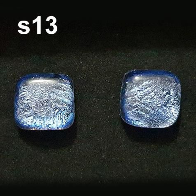 S13 Lt blue aquamarine glass stud earrings 