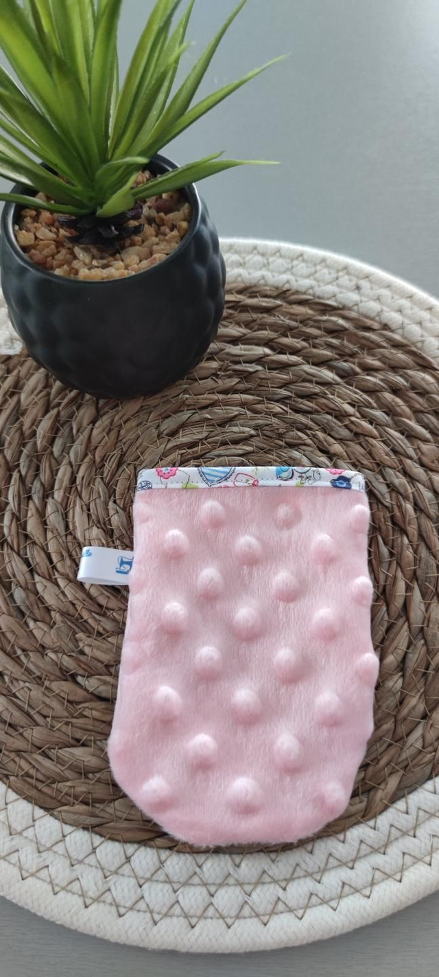 Gant minky petit rose coeur 