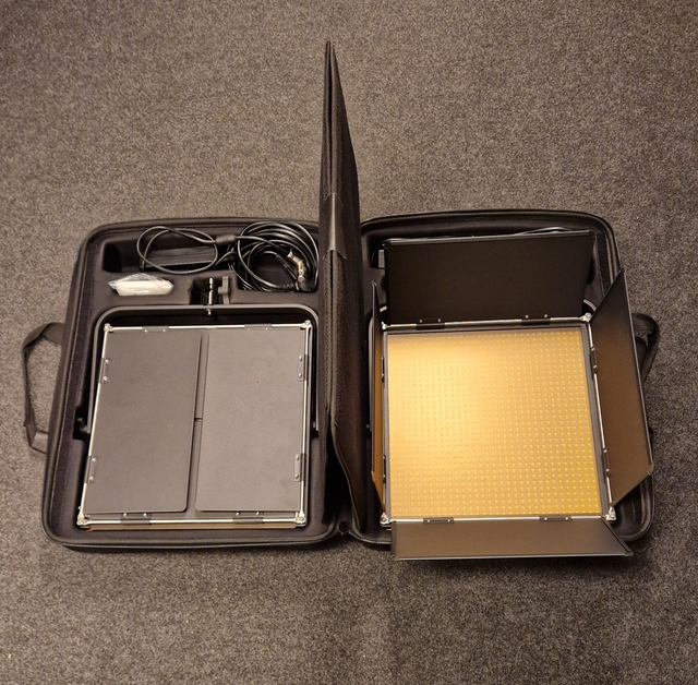 Starka LED-paneler (2st i väska), 5600K från CAME-TV