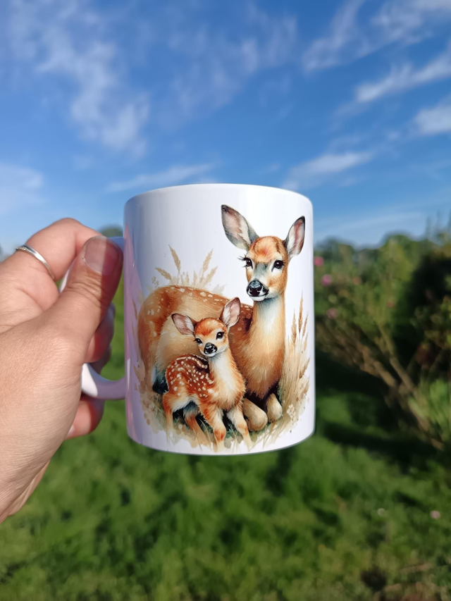 Tasse biche et son petit 