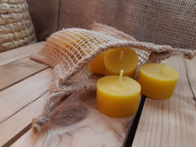 Dárkové balení deseti čajových svíček