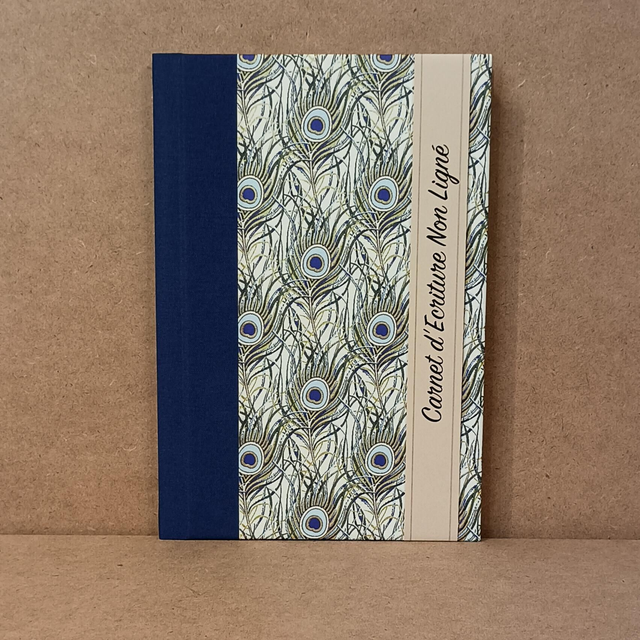 Grand carnet sans lignes 